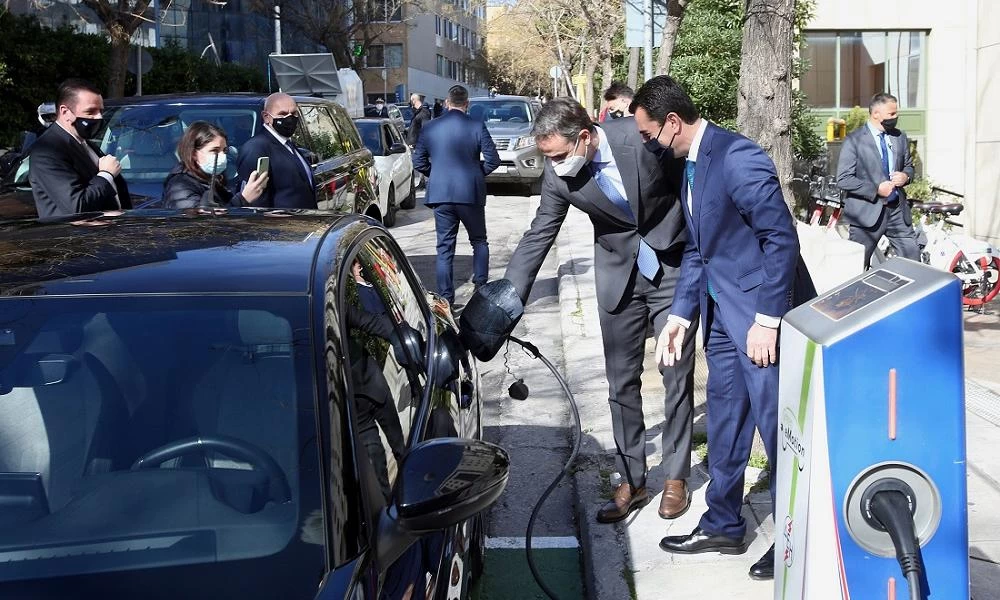 Αναστάτωση προκάλεσαν οι δηλώσεις Μητσοτάκη σχετικά με την ηλεκτροκίνηση